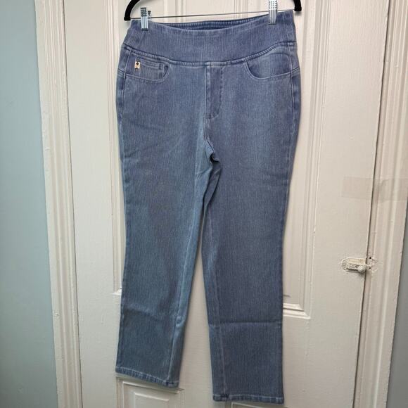 Belle by Kim Gravel Denim - Belle by Kim Gravel Flexibelle Pants Womens 10P Straight Leg Light Wash NWOT